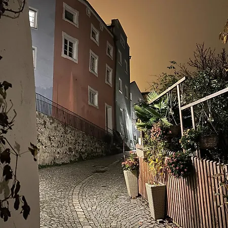 Gemuetliches Zuhause Ueber Den Daechern Der Altstadt * Burghausen